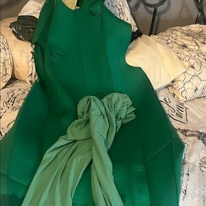 Pickle 🥒 Halloween costume with green leggings